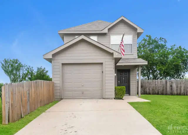 Property at 1532 Pine Ln, Fort Worth, TX, 76140, 3 beds, 2 baths, [object Object]