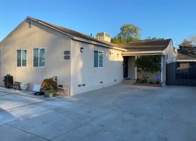 Property at 17523 Gilmore St, Van Nuys, CA, 91406, 4 beds, 2 baths, [object Object]