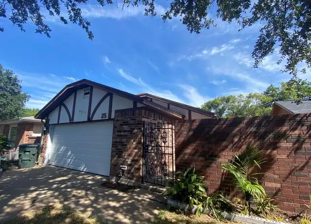 Property at 25 Tradewinds Dr, Galveston, TX, 77554, 3 beds, 2 baths, [object Object]