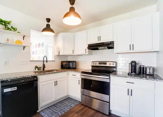 Property at 8507 Sunflower Rd, Charlotte, NC, 28227, 4 beds, 2 baths, [object Object]
