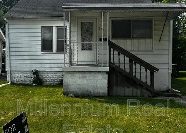 Property at 670 E Mansfield Ave, Pontiac, MI, 48340, 2 beds, 1 bath, [object Object]