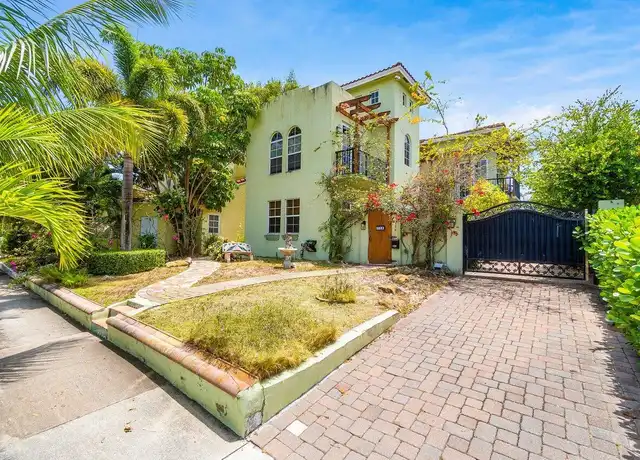 Property at 724 Park Pl, West Palm Beach, FL, 33401, 4 beds, 2.5 baths, [object Object]