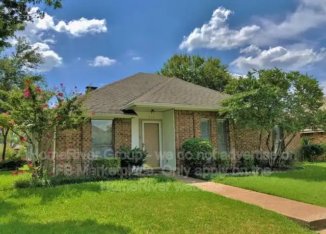 Property at 1504 Elizabeth Dr, Carrollton, TX, 75007, 3 beds, 2 baths, [object Object]