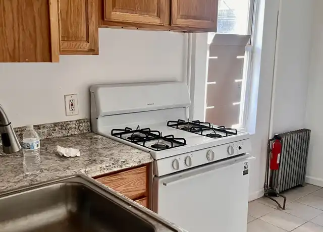 Property at 1169 E 178th St Unit 1, Bronx, NY, 10460, 3 beds, 1 bath, [object Object]