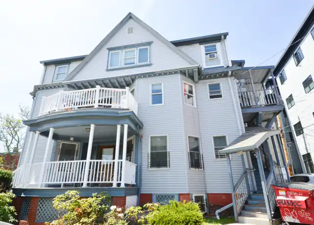 Property at 204 Angell St Unit 3, Providence, RI, 02906, 5 beds, 2 baths, [object Object]