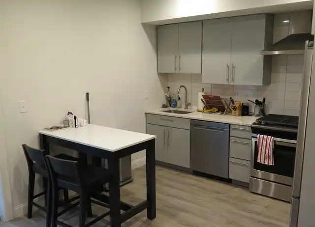 Property at 233 W 3rd St Unit 1, Boston, MA, 02127, 1 bed, 1 bath, [object Object]