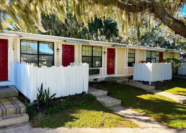 Property at 420 Mills St Unit 17, Leesburg, FL, 34748, 2 beds, 1 bath, [object Object]