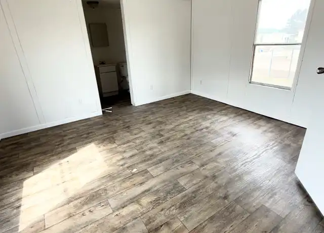 Property at 2081 Oakshire Rd Unit 1, Union City, TN, 38261, 3 beds, 2 baths, [object Object]