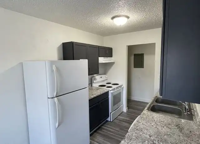 Property at Grand Teton Estates Apartments - 101 S Teton Dr, Brandon, SD, 57005, 2 beds, 1 bath, [object Object]