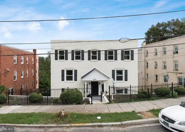 Property at 3158 Buena Vista Ter SE Unit 3, Washington, DC, 20020, 3 beds, 1 bath, [object Object]