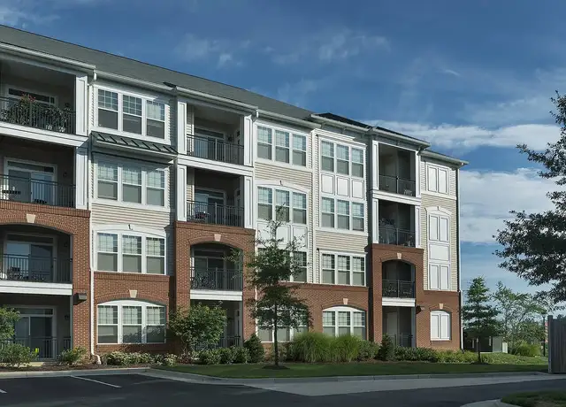 Photo of 2170 Sentry Falls Way, Woodbridge, VA 22191