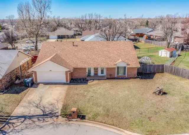 Property at 605 Palo Verde Ct, Yukon, OK, 73099, 4 beds, 2 baths, [object Object]