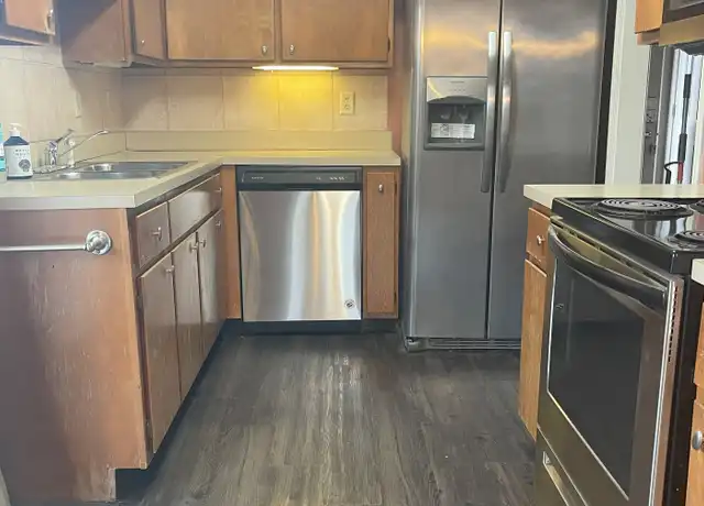 Property at 209 Hillsboro Pl, Nashville, TN, 37215, 2 beds, 2 baths, [object Object]