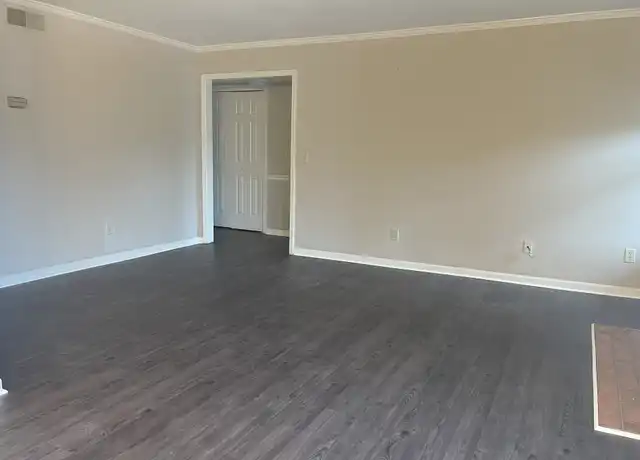 Property at 209 Hillsboro Pl, Nashville, TN, 37215, 2 beds, 2 baths, [object Object]