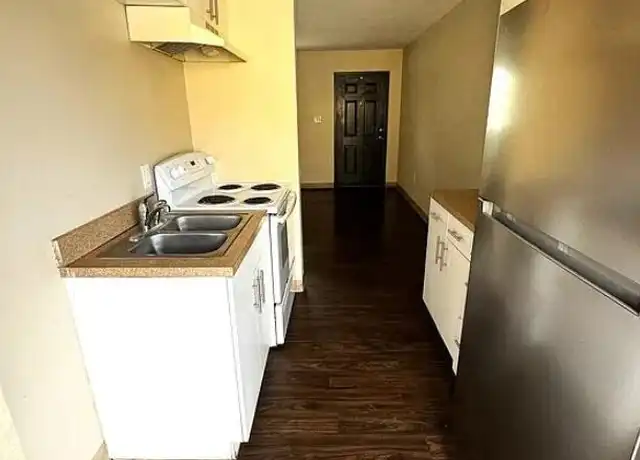 Property at 3015 C.R. Smith St, Orlando, FL, 32805, 2 beds, 1 bath, [object Object]