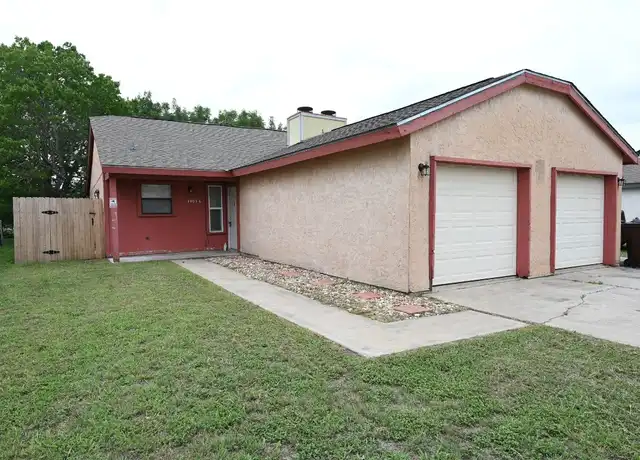 Property at 1003 Crockett St Unit A, Lockhart, TX, 78644, 2 beds, 1 bath, [object Object]