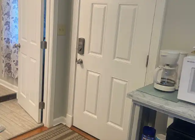 Property at 1340 Cedar Dr, Lawrenceville, GA, 30043, 1 bed, 1 bath, [object Object]