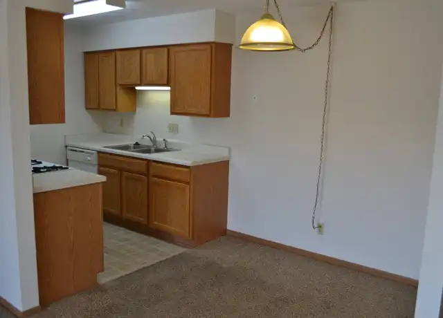 Property at 4915 Todd Dr Unit 8, Ames, IA, 50014, 2 beds, 1 bath, [object Object]