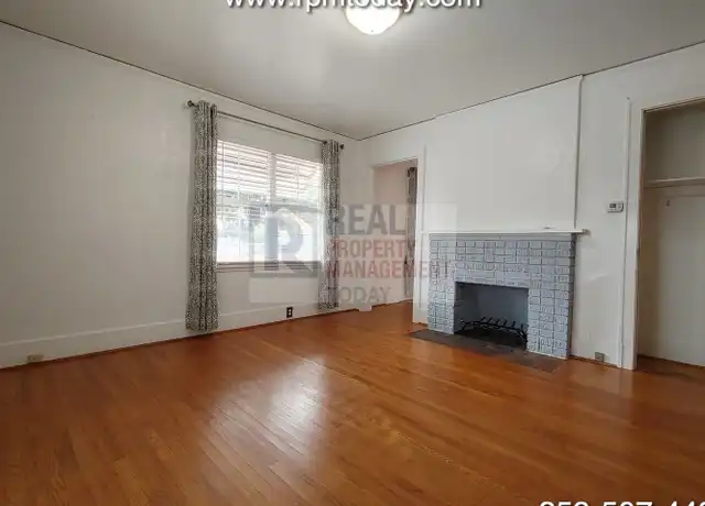 Property at 1703 Park Ave Unit 1703, Bremerton, WA, 98337, 2 beds, 1 bath, [object Object]
