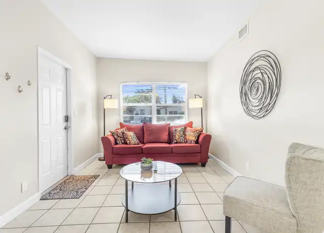 Property at 1125 NE 5th Ave Unit 1, Fort Lauderdale, FL, 33304, 1 bed, 1 bath, [object Object]