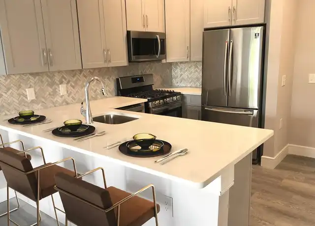 Property at 74 Pollock Ave, Jersey City, NJ, 07305, 0 beds, 1 bath, [object Object]