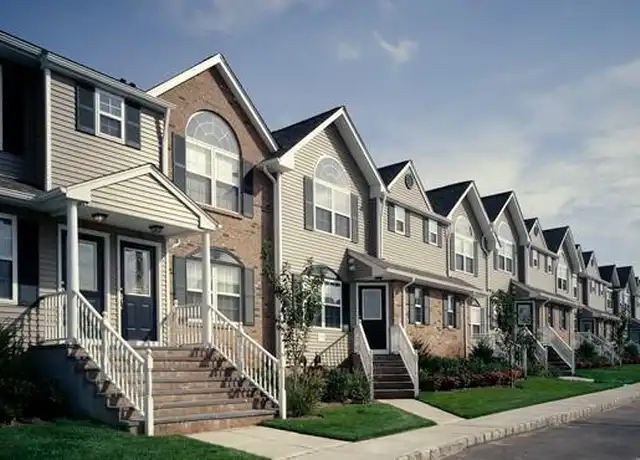 Property at 63 Horizon View Dr Unit 63, Farmingville, NY, 11738, 1 bed, 2 baths, [object Object]