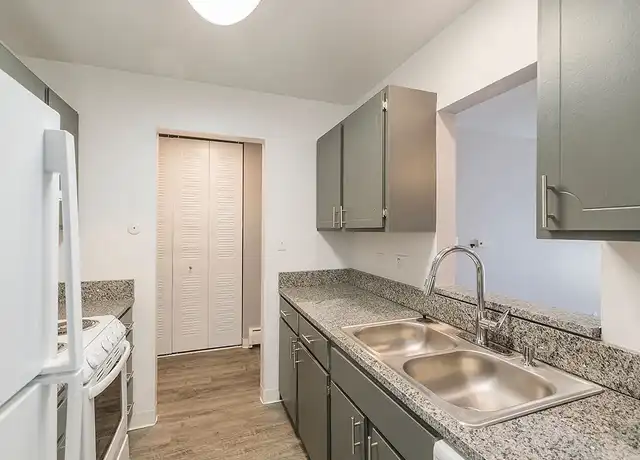 Property at The Flats at Fountain - 3211 E Fountain Blvd, Colorado Springs, CO, 80910, 1 bed, 1 bath, [object Object]