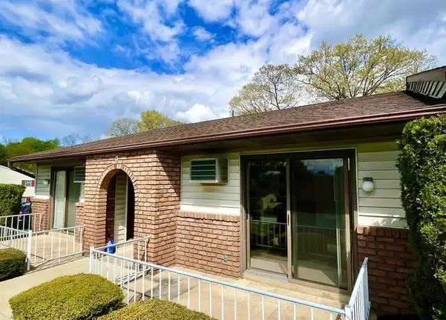 Property at 536 Green Meadows Dr Unit 536, Dallastown, PA, 17313, 1 bed, 1 bath, [object Object]