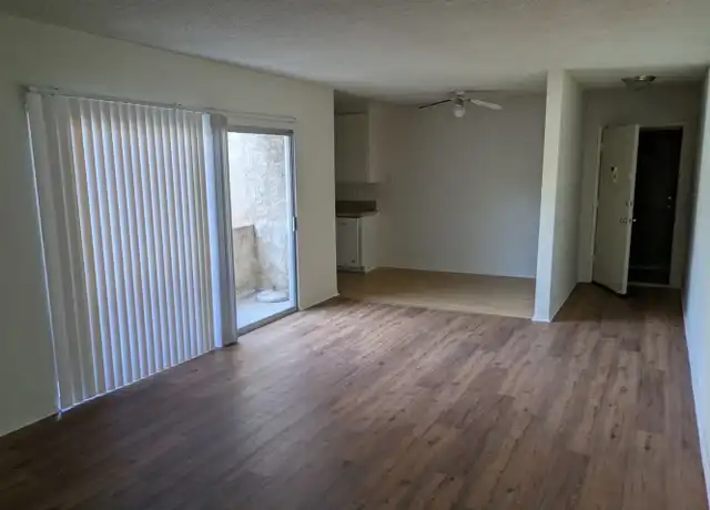 Property at 650 Ocean Park Blvd Unit 08, Santa Monica, CA, 90405, 3 beds, 2 baths, [object Object]