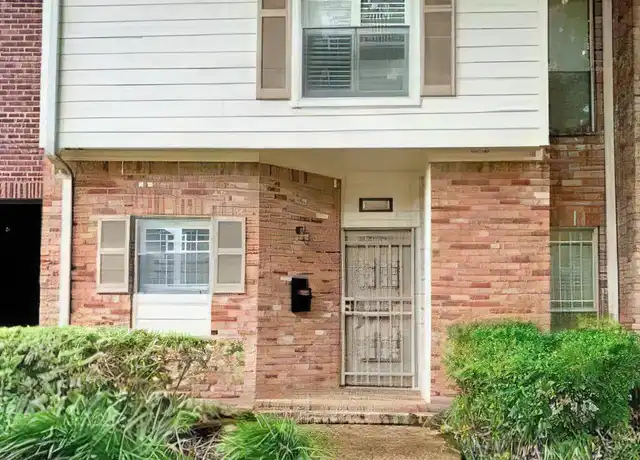 Property at 1035 Fountain View Dr, Houston, TX, 77057, 2 beds, 2.5 baths, [object Object]