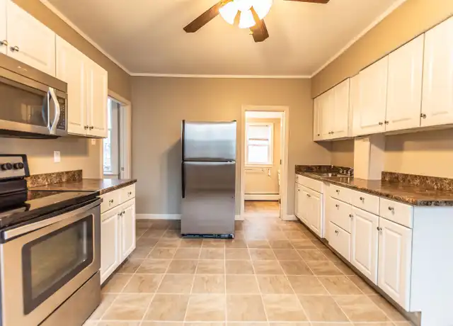 Property at 536 Central St Unit 1, Manchester, NH, 03103, 2 beds, 1 bath, [object Object]