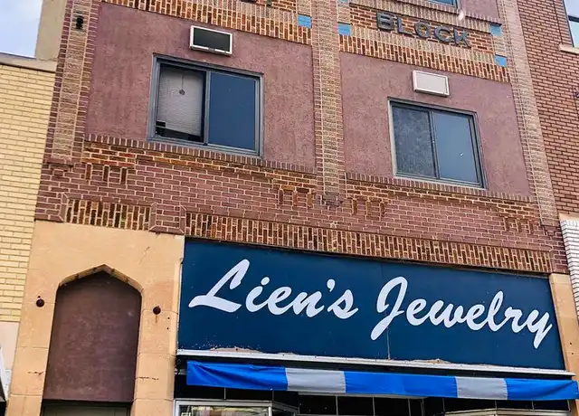 Property at 107 Main St S Unit 200, Minot, ND, 58701, 1 bed, 1 bath, [object Object]