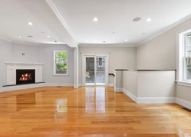 Property at 20 Winfield St #1, South Boston, MA, 02127, 3 beds, 3 baths, [object Object]
