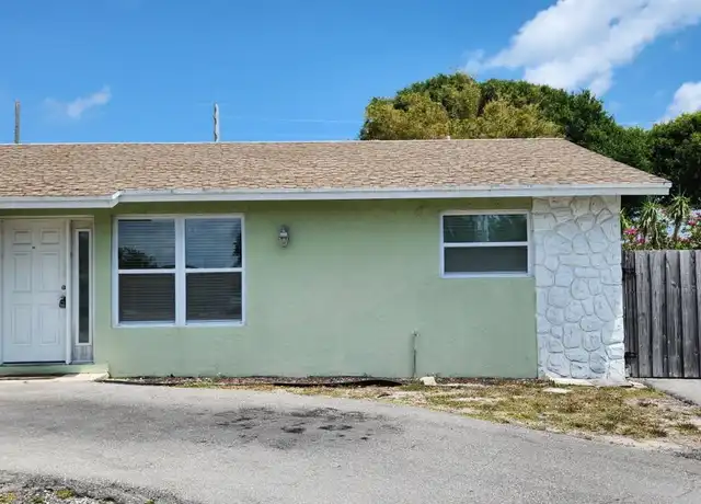 Property at 3831 Beacon Hill Rd, Jupiter, FL, 33469, 3 beds, 2 baths, [object Object]