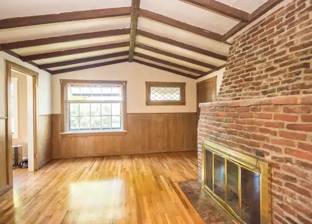 Property at 457 SW Washington Ave Unit 1, Corvallis, OR, 97333, 2 beds, 1 bath, [object Object]