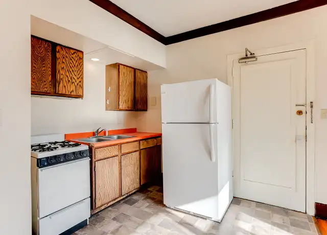 Property at 127 W Lake St Unit 311, Minneapolis, MN, 55408, 0 beds, 1 bath, [object Object]