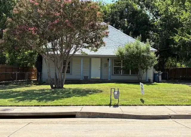Property at 312 N Main St, Grapevine, TX, 76051, 3 beds, 2 baths, [object Object]