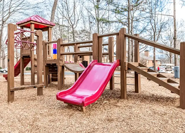 Photo of 10501 Paces Ave, Matthews, NC 28105