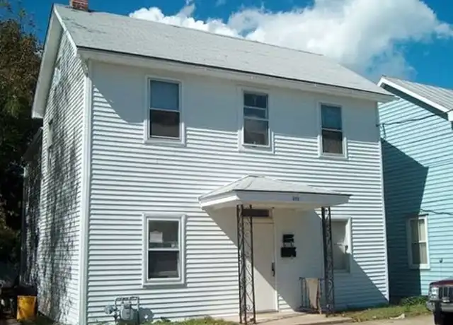 Property at 325 E Orange St Apt 2, Shippensburg, PA, 17257, 3 beds, 1 bath, [object Object]