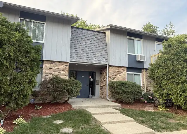 Property at 946 E Old Willow Rd #204, Prospect Heights, IL, 60070, 2 beds, 1.5 baths, [object Object]