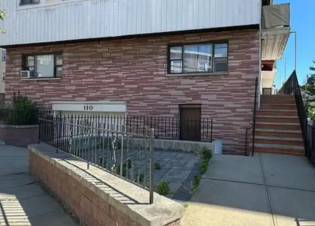 Property at 110 33rd St Unit 2, Union City, NJ, 07087, 2 beds, 1 bath, [object Object]