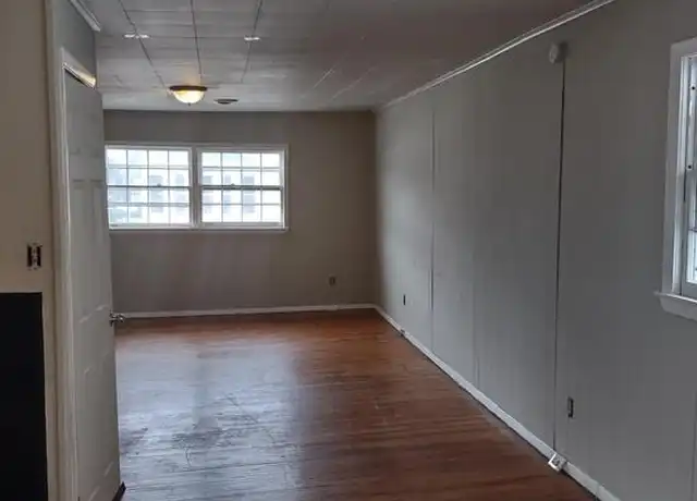 Property at 321 W Delavan Ave Unit 2, Buffalo, NY, 14213, 2 beds, 1 bath, [object Object]