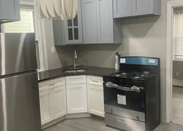Property at 132 W 22nd St Unit 1, Bayonne, NJ, 07002, 2 beds, 1 bath, [object Object]