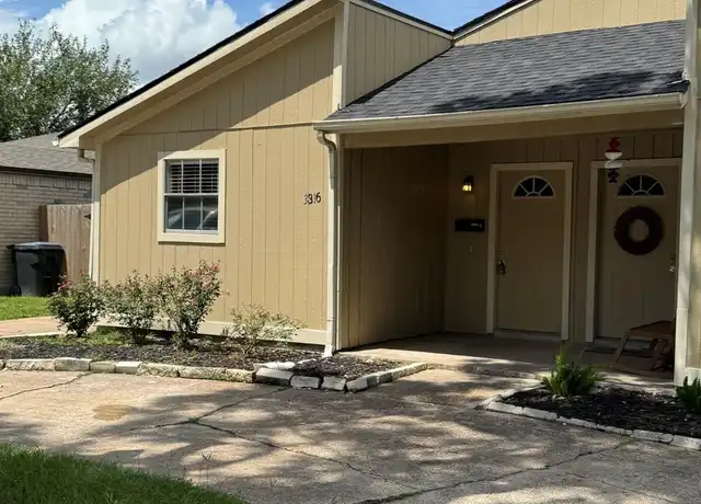 Property at 3314 Scotch Moss Ln, La Porte, TX, 77571, 2 beds, 1.5 baths, [object Object]