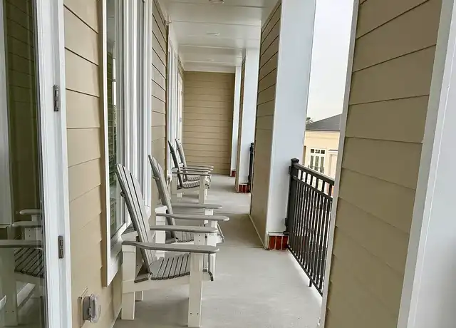 Property at Manor on the Green Apartments - 5220 Center St, Williamsburg, VA, 23188, 1 bed, 1 bath, [object Object]