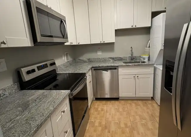 Property at 102 Stratford H Unit A, West Palm Beach, FL, 33417, 2 beds, 1.5 baths, [object Object]