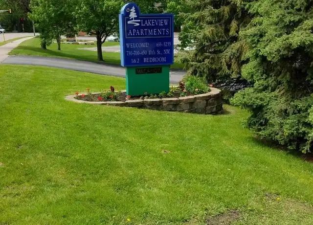 Property at Lakeview Apartments - ONE MONTH FREE! - 730 10th St NW, Saint Paul, MN, 55112, 1-2 bed, 1 bath, [object Object]