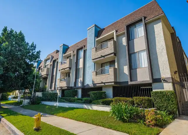 Property at Chateau Woodley Hart Apartments - 7025 Woodley Ave, Van Nuys, CA, 91406, 2 beds, 2 baths, [object Object]