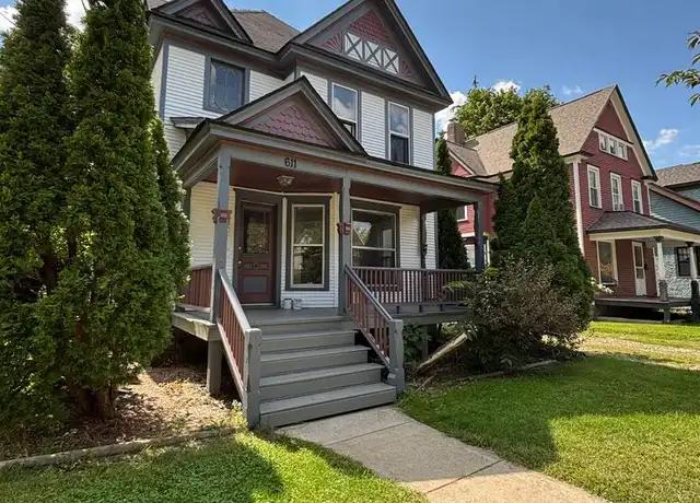 Property at 611 Minor Ave, Kalamazoo, MI, 49008, 6 beds, 2 baths, [object Object]