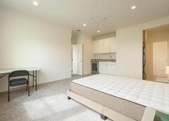 Property at 7753 River Gulch Rd, Riverside, CA, 92507, 1 bed, 1 bath, [object Object]